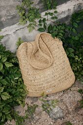 Crochet tote, coriander beige