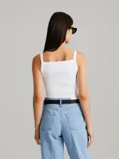 Ilsa toppi, valkoinen