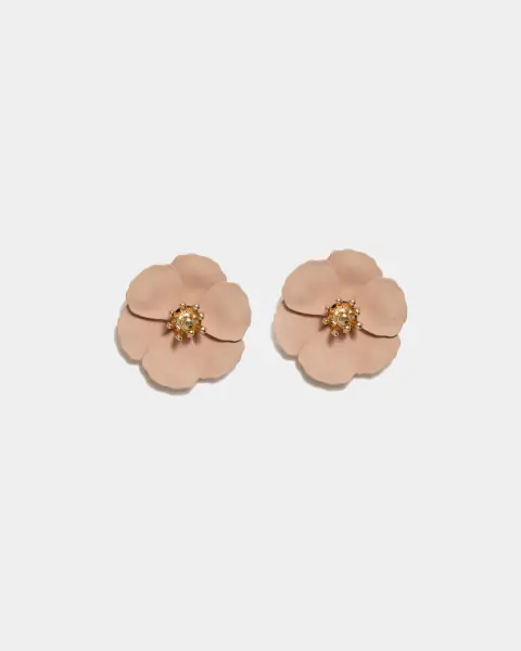 Flower small earrings, nude pink