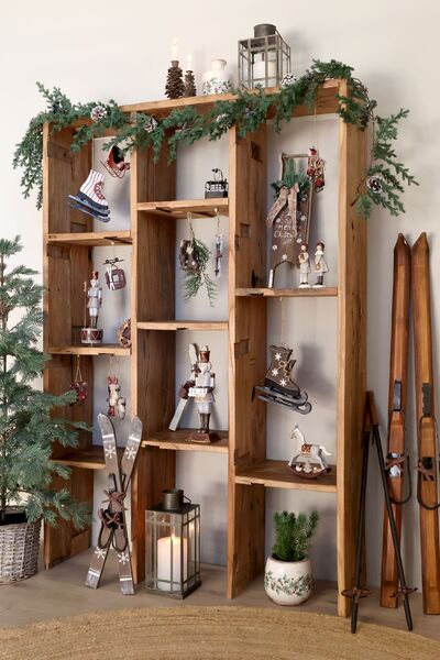 Vintage sledge for deco with spruce & ribbon