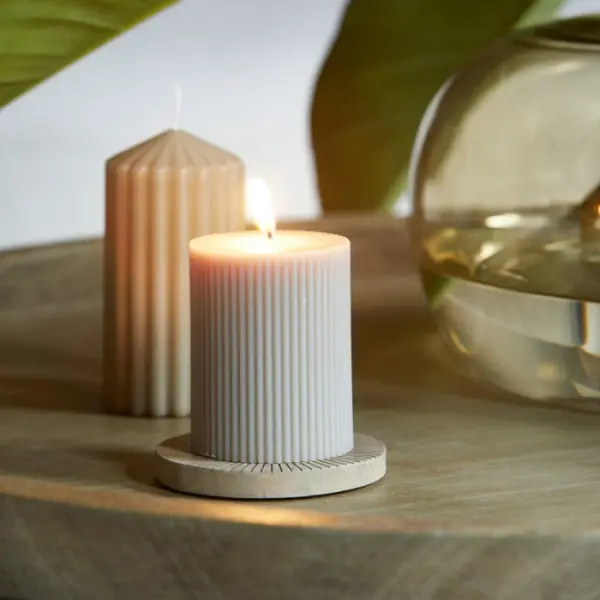 Fine rib pillar candle 7x9, flax