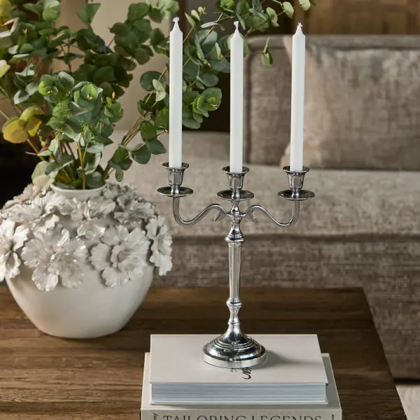 Lumiere candle holder