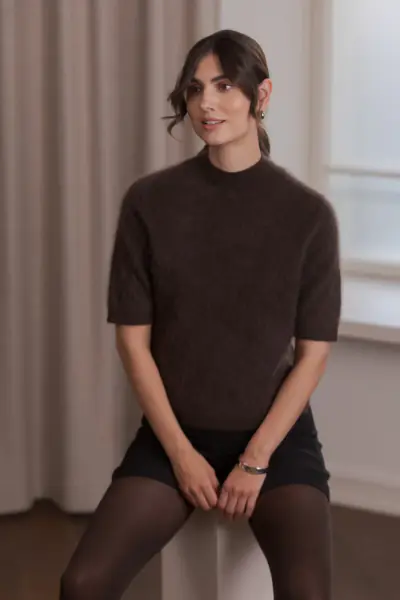 Karliea short sleeve mock neck cashmere sweater, dark chocolate