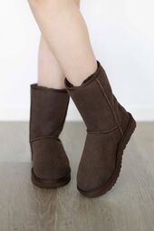 Classic short II, dusted cocoa