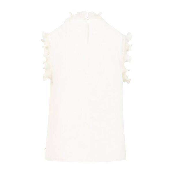 Top with ruffles, creme