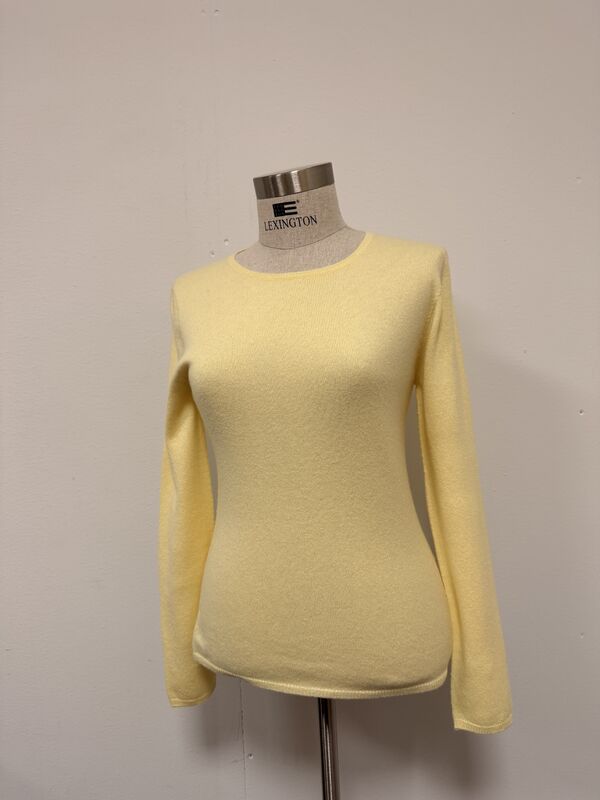 Estheme Round neck fitted knit, Pale yellow