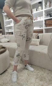 Housut kukkakuviolla, valkoinen