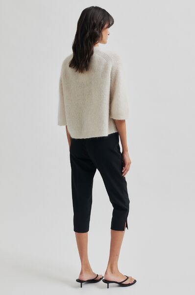 Capris trousers, black