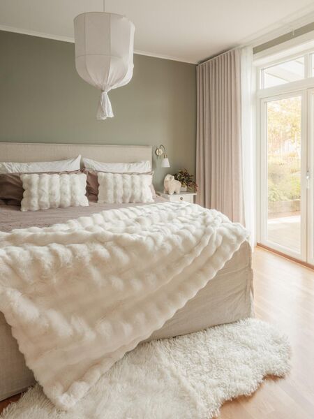 Misty blanket 140x220, ivory