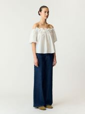 YASmanly offshoulder top, star white