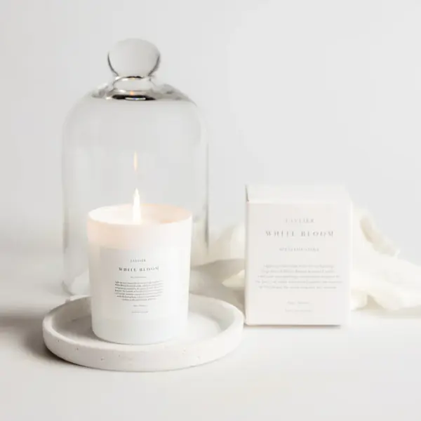 Scented candle 150g, white bloom