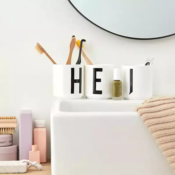 Personal porcelain cup, white