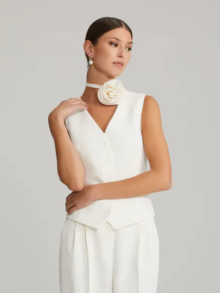 Maria liivi, valkoinen