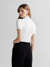 Pola pooloneule, valkoinen