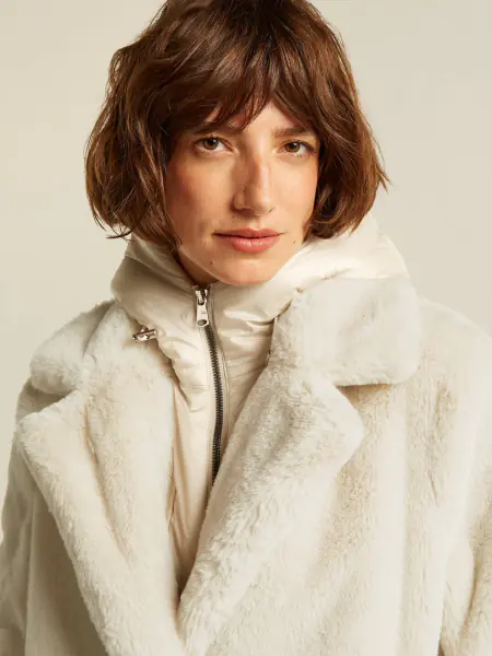 Saar coat, moonstone