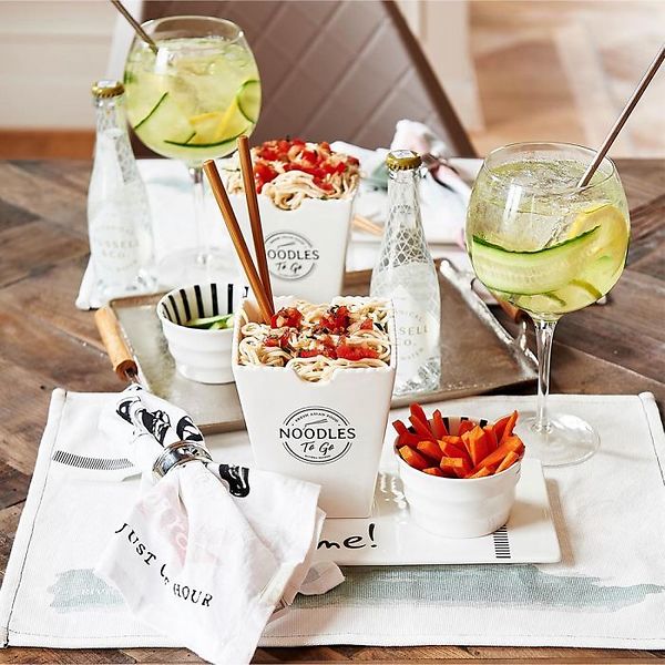 Fresh Asian food noodles to go bowl