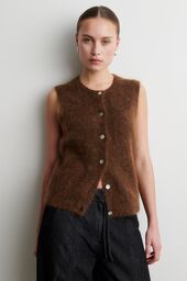Brook knit button vest, carafe