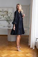 Ruffled dress, black