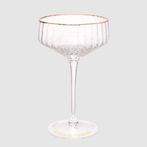 Cocktail coupe, Shaken not Stirred