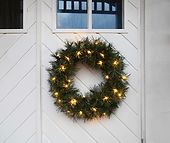 Russian pine -kranssi 50cm