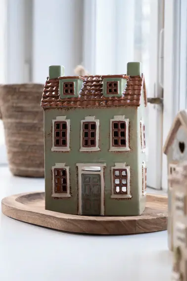 Ceramic house 20,5cm, green