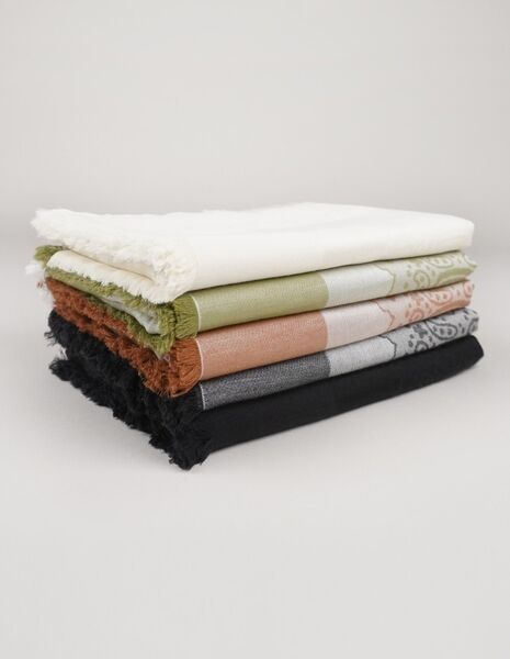 Capri scarf 140x140, vanilla