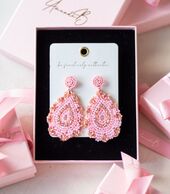 Korvakorut, rose drop