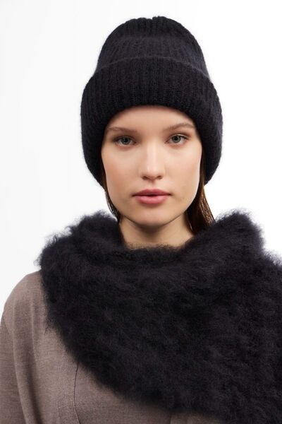 Adalyn beanie, black