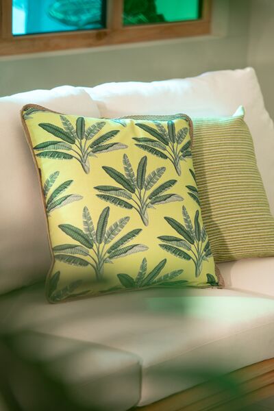 Cushion palm trees 45x45, lime