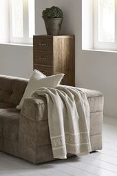 RM logo throw 180X150