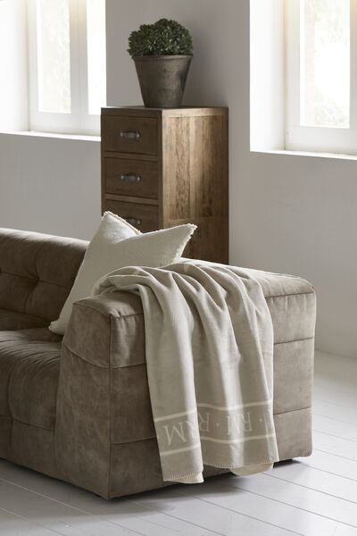 RM logo throw 180X150