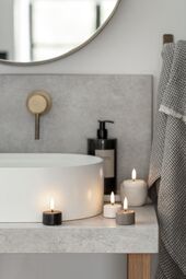 Led tealight with battery, white