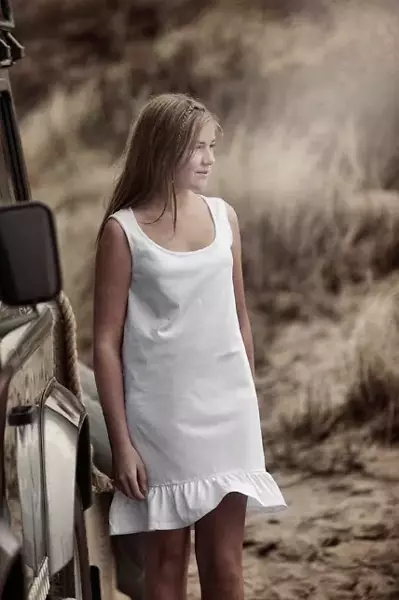 Yöpaita frill, white