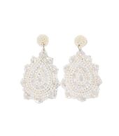 Korvakorut, white drop