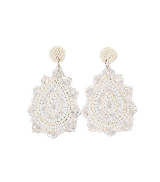 Korvakorut, white drop