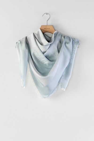 Capri scarf 140x140, sky