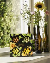 Small selection box spring 2026