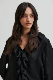 Saggie blouse, black