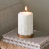 RM monogram pillar candle 9,5x15, white