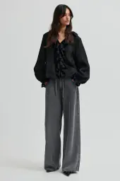 Saggie blouse, black