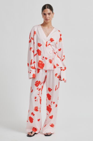 Sakura trousers, pale lilac