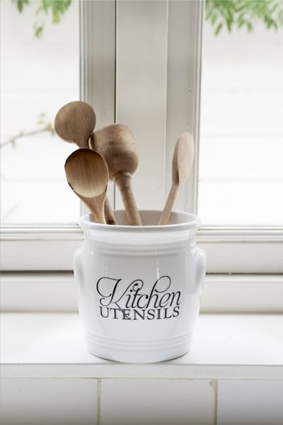 Kitchen utensils canister