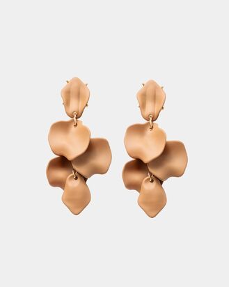 Leaf earrings, matt light camel