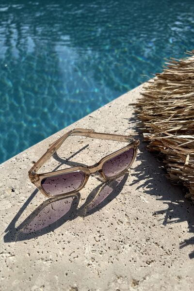 Sunglasses, nude
