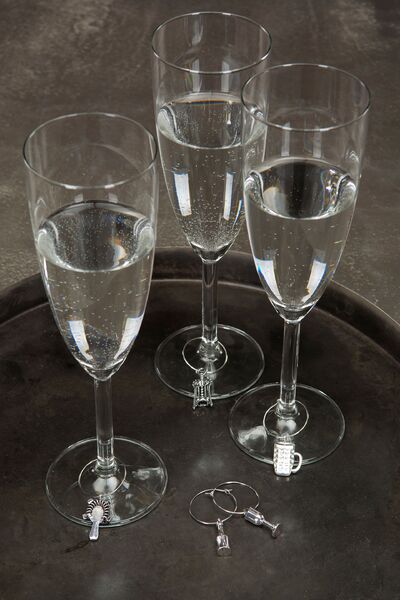 Drink mix -lasimerkit, hopea