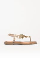 Eva, gold