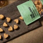 Golden mallow hearts with salt & dulce chocolate 90g