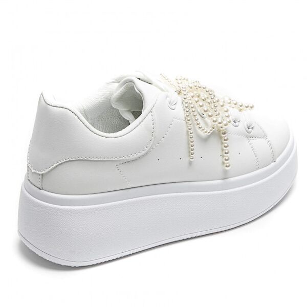 Sneakers with pearl bow, white