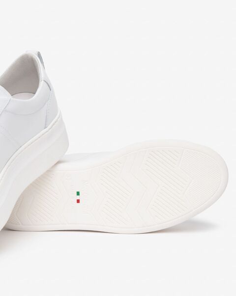 Leather sneakers with flower, white