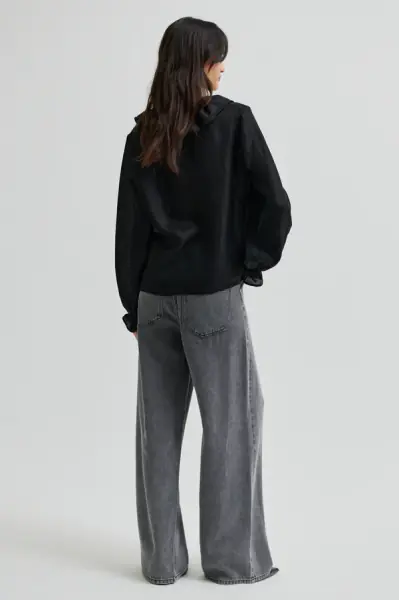 Saggie blouse, black